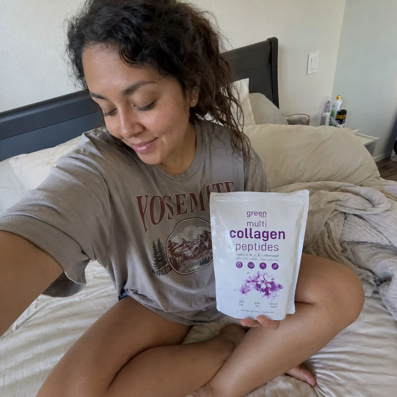 Customer mixing Green Peace Multi Collagen Peptides